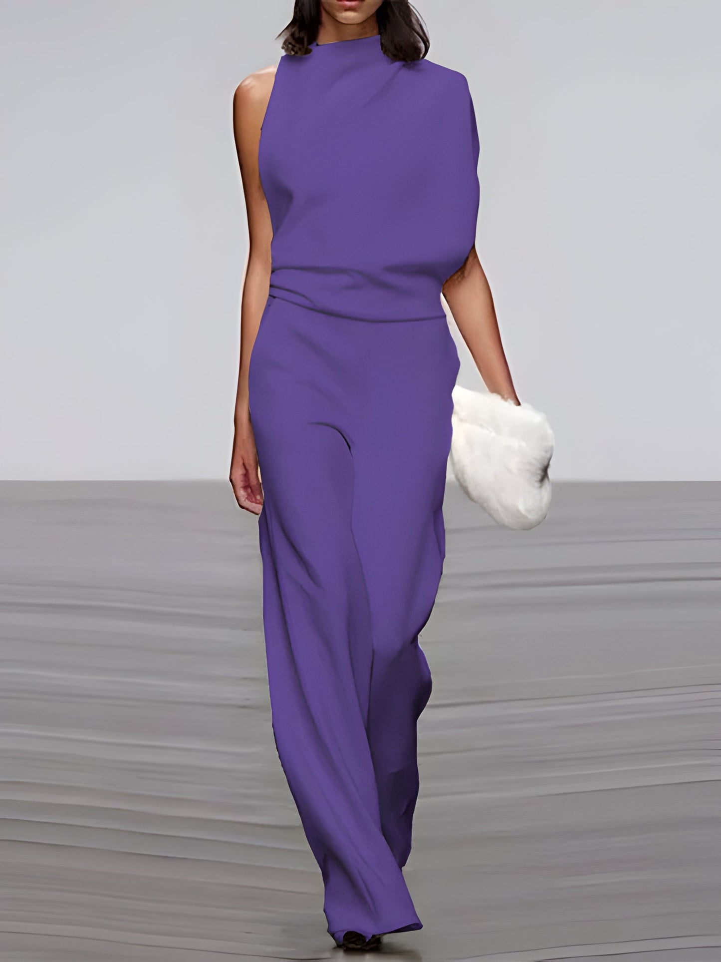 Women's round-neck, sleeveless jumpsuit with flared legs